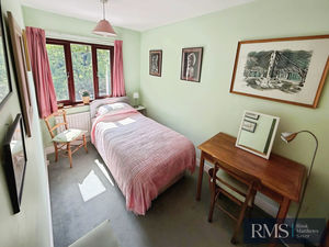 Photo 5- click for photo gallery